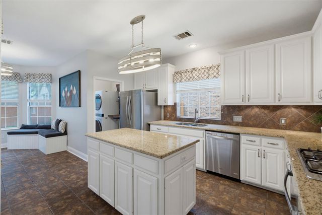 922 SHANNON MEADOW TRL, Cedar Park, TX 78613