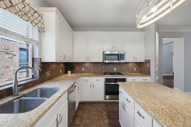 922 SHANNON MEADOW TRL, Cedar Park, TX 78613
