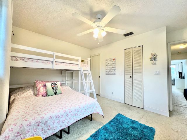 7750 NW 79th Avenue H5, Tamarac, FL 33321