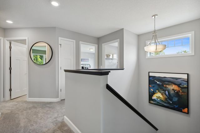 1083 Adamstown Drive, Rosemount, MN 55068