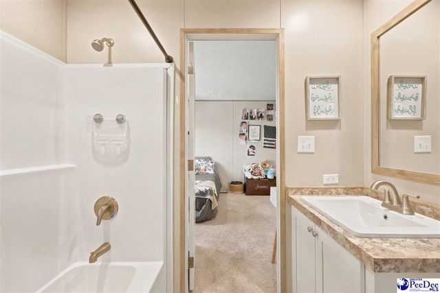 10072 Hardwick Rd, Nichols, SC 29581
