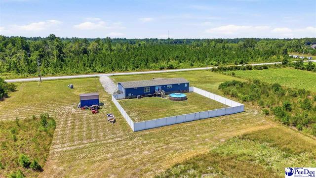 10072 Hardwick Rd, Nichols, SC 29581