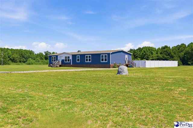 10072 Hardwick Rd, Nichols, SC 29581