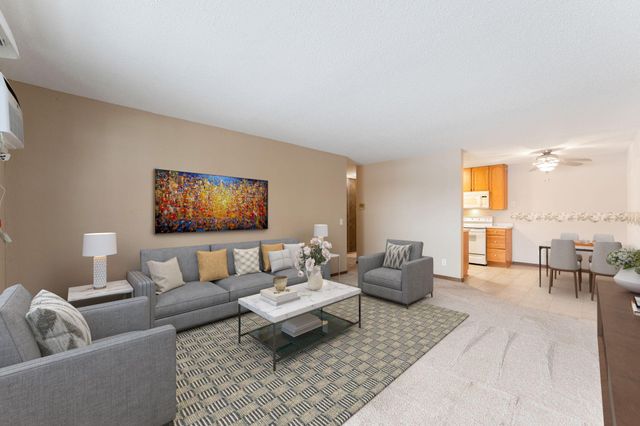 14630 Garrett Avenue 506, Apple Valley, MN 55124