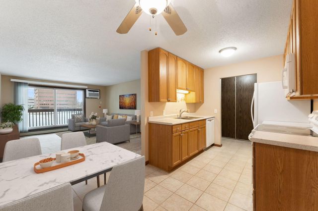 14630 Garrett Avenue 506, Apple Valley, MN 55124