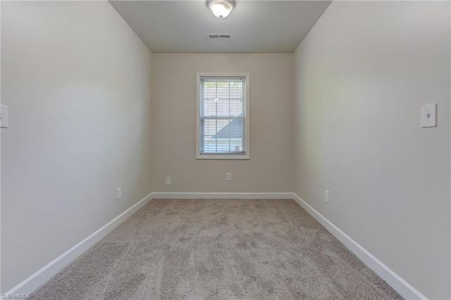 1608 Bridgeport Terrace, High Point, NC 27265