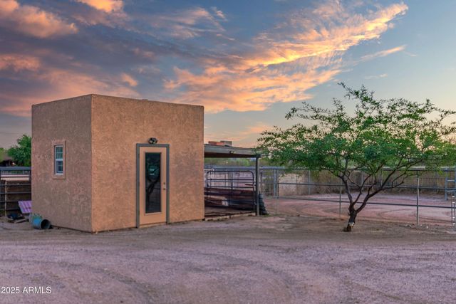 35916 N 213TH Drive, Wittmann, AZ 85361