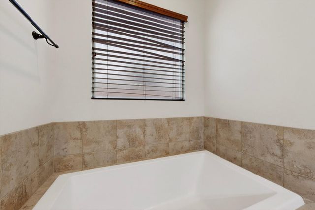 9124 Twilight Lane NE, Albuquerque, NM 87122