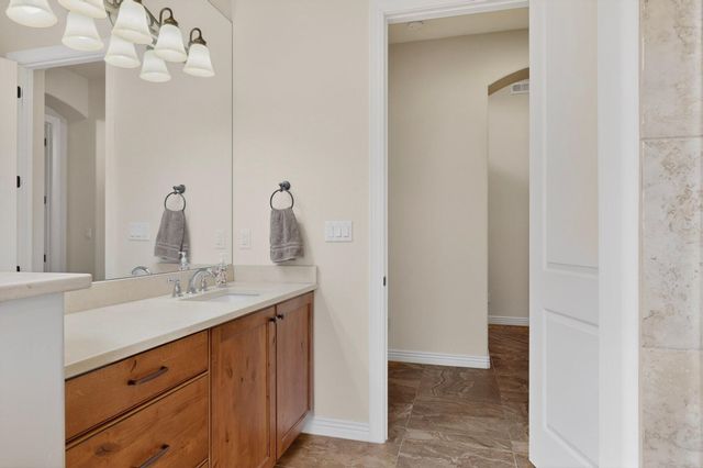 9124 Twilight Lane NE, Albuquerque, NM 87122