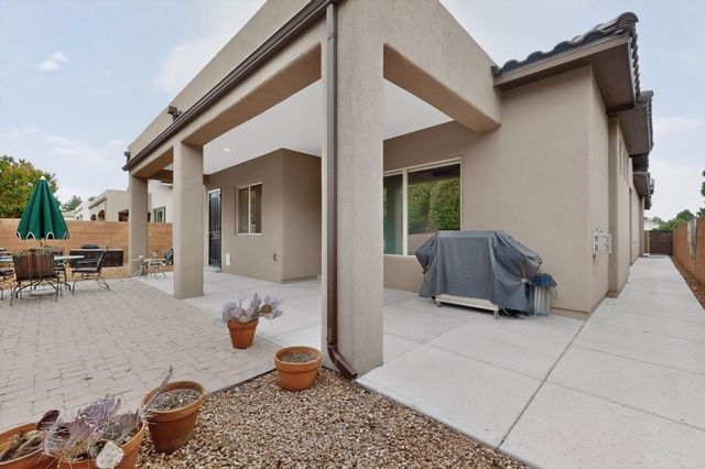 9124 Twilight Lane NE, Albuquerque, NM 87122