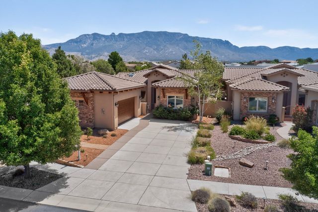 9124 Twilight Lane NE, Albuquerque, NM 87122