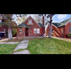 15686 Saratoga Avenue, Detroit, MI 48205