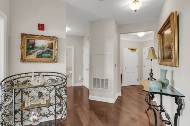 284 Victoria Drive 284, Bridgewater Twp., NJ 08807