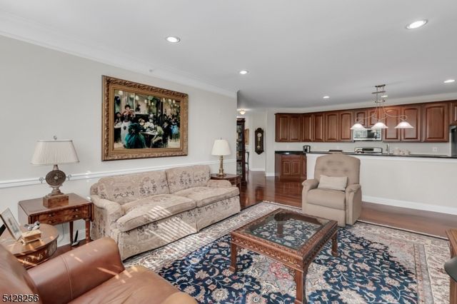 284 Victoria Drive 284, Bridgewater Twp., NJ 08807