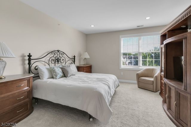 284 Victoria Drive 284, Bridgewater Twp., NJ 08807