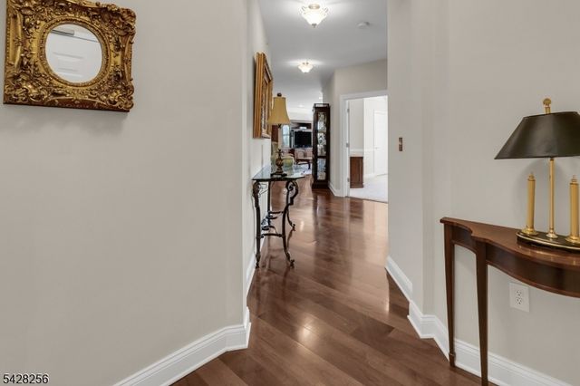 284 Victoria Drive 284, Bridgewater Twp., NJ 08807