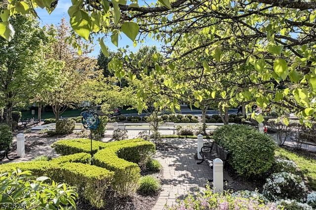 284 Victoria Drive 284, Bridgewater Twp., NJ 08807