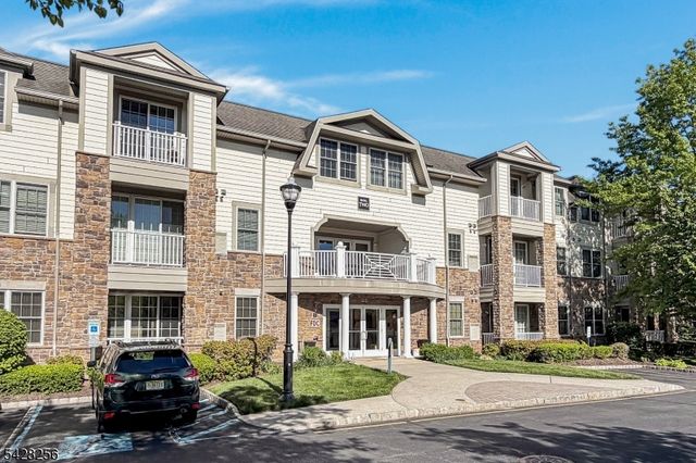 284 Victoria Drive 284, Bridgewater Twp., NJ 08807
