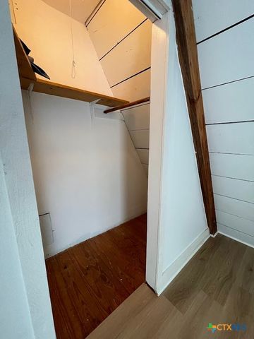 1522 Cattail, Canyon Lake, TX 78133