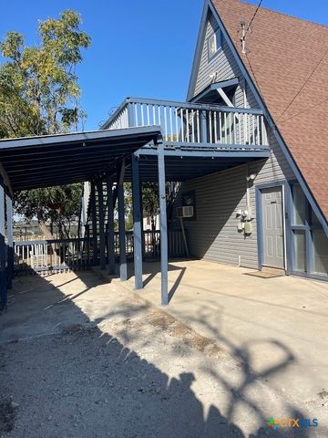 1522 Cattail, Canyon Lake, TX 78133