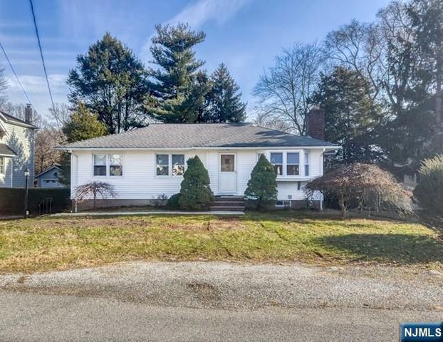 59 Herring Street, Harrington Park, NJ 07640