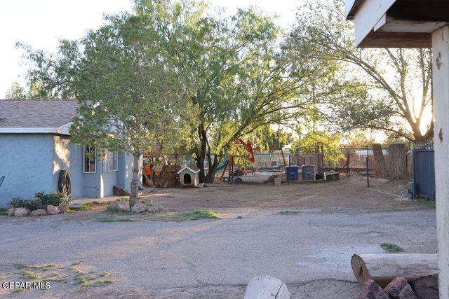 332 WENDA Drive, El Paso, TX 79915
