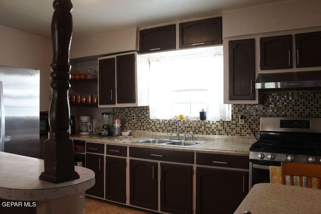 332 WENDA Drive, El Paso, TX 79915