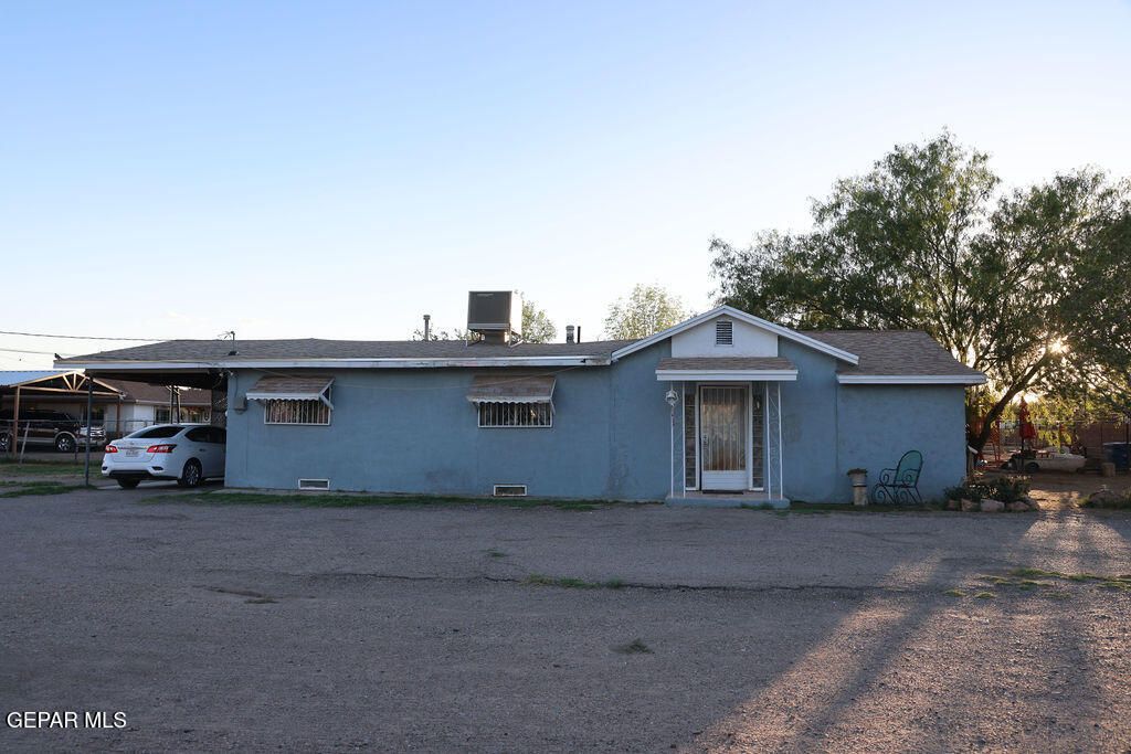332 WENDA Drive, El Paso, TX 79915