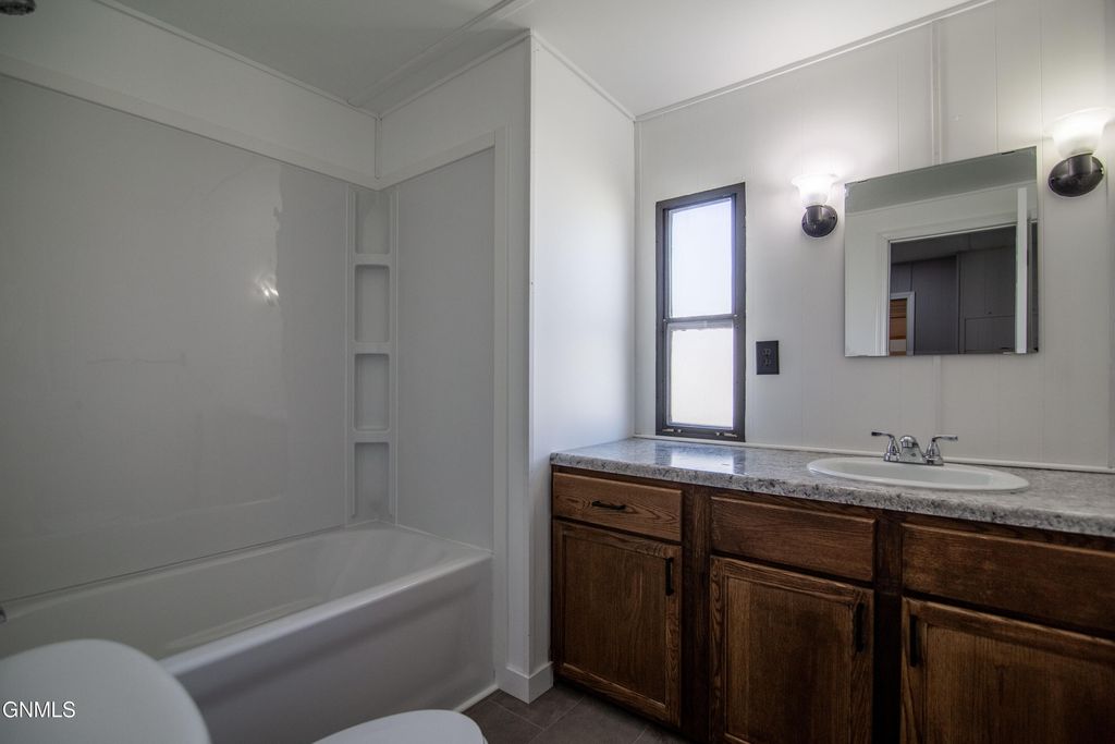 1200 Pioneer Trail, Mandan, ND 58554 photo 7