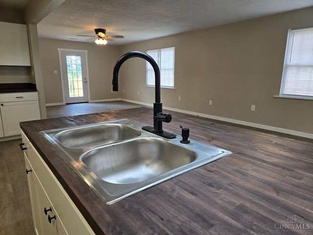 423 Howard Street, Wilmington, OH 45177