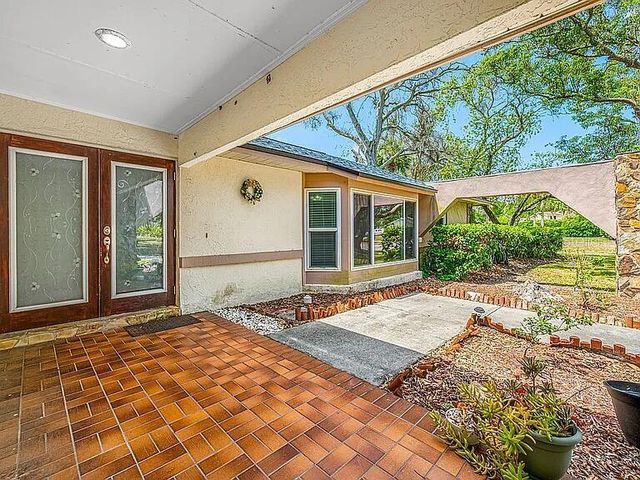 10 LINDEN LANE, Palm Harbor, FL 34683