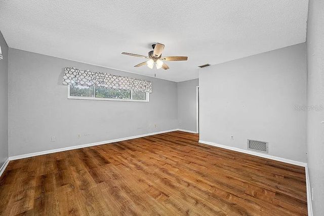 10 LINDEN LANE, Palm Harbor, FL 34683
