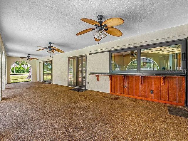 10 LINDEN LANE, Palm Harbor, FL 34683