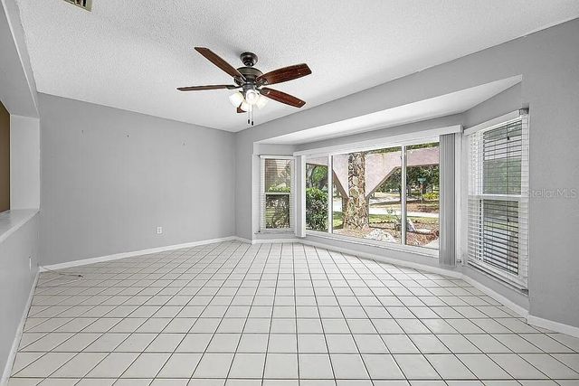 10 LINDEN LANE, Palm Harbor, FL 34683