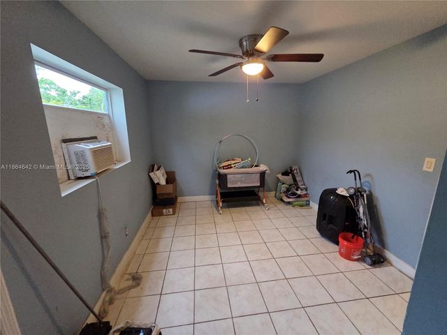 3433 SW 12th Pl, Fort Lauderdale, FL 33312