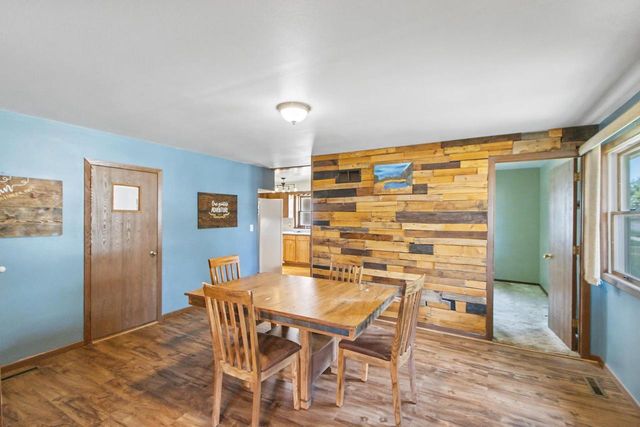 528 4th Street, Baraboo, WI 53913