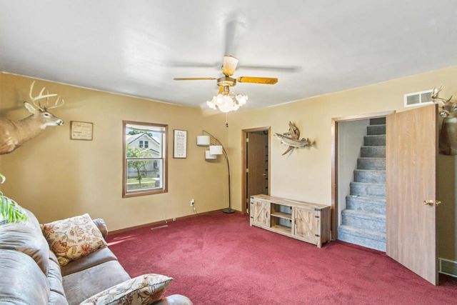 528 4th Street, Baraboo, WI 53913