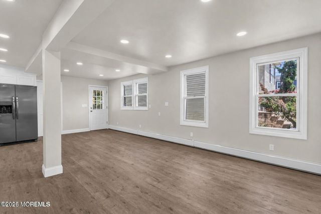 7 Seaview Avenue, Keansburg, NJ 07734