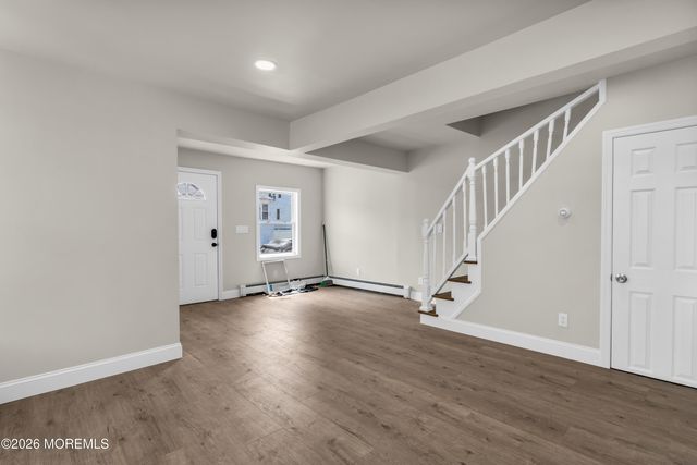 7 Seaview Avenue, Keansburg, NJ 07734