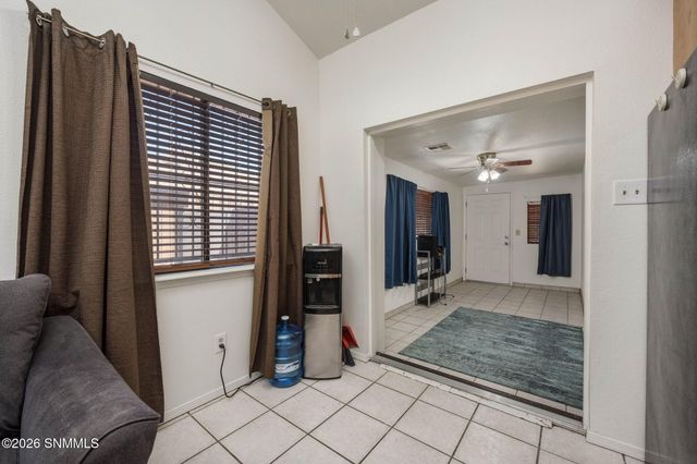 1883 Bridger Avenue, Las Cruces, NM 88001