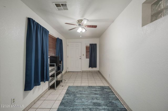 1883 Bridger Avenue, Las Cruces, NM 88001