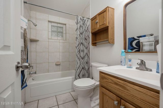 1883 Bridger Avenue, Las Cruces, NM 88001