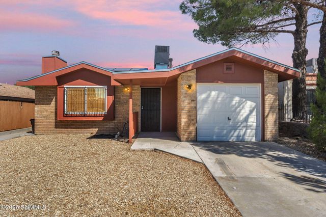 1883 Bridger Avenue, Las Cruces, NM 88001
