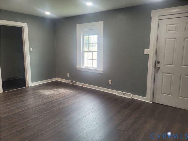 116 E Westover Ave, Colonial Heights, VA 23834