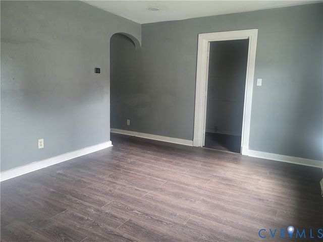 116 E Westover Ave, Colonial Heights, VA 23834