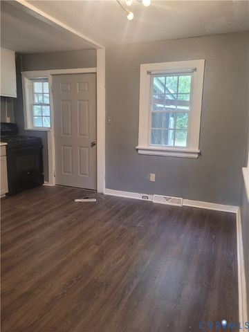 116 E Westover Ave, Colonial Heights, VA 23834