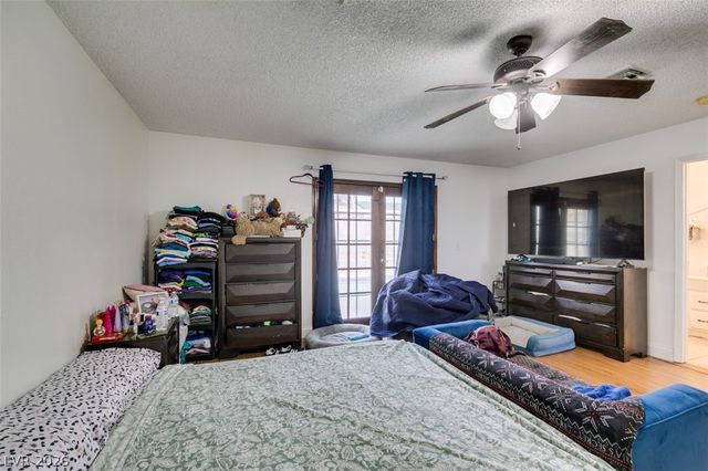 1709 Shadow Mountain Place, Las Vegas, NV 89108