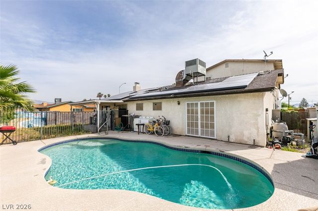 1709 Shadow Mountain Place, Las Vegas, NV 89108