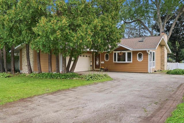5133 Door Drive, Madison, WI 53705