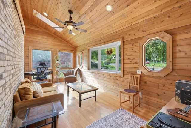 5133 Door Drive, Madison, WI 53705